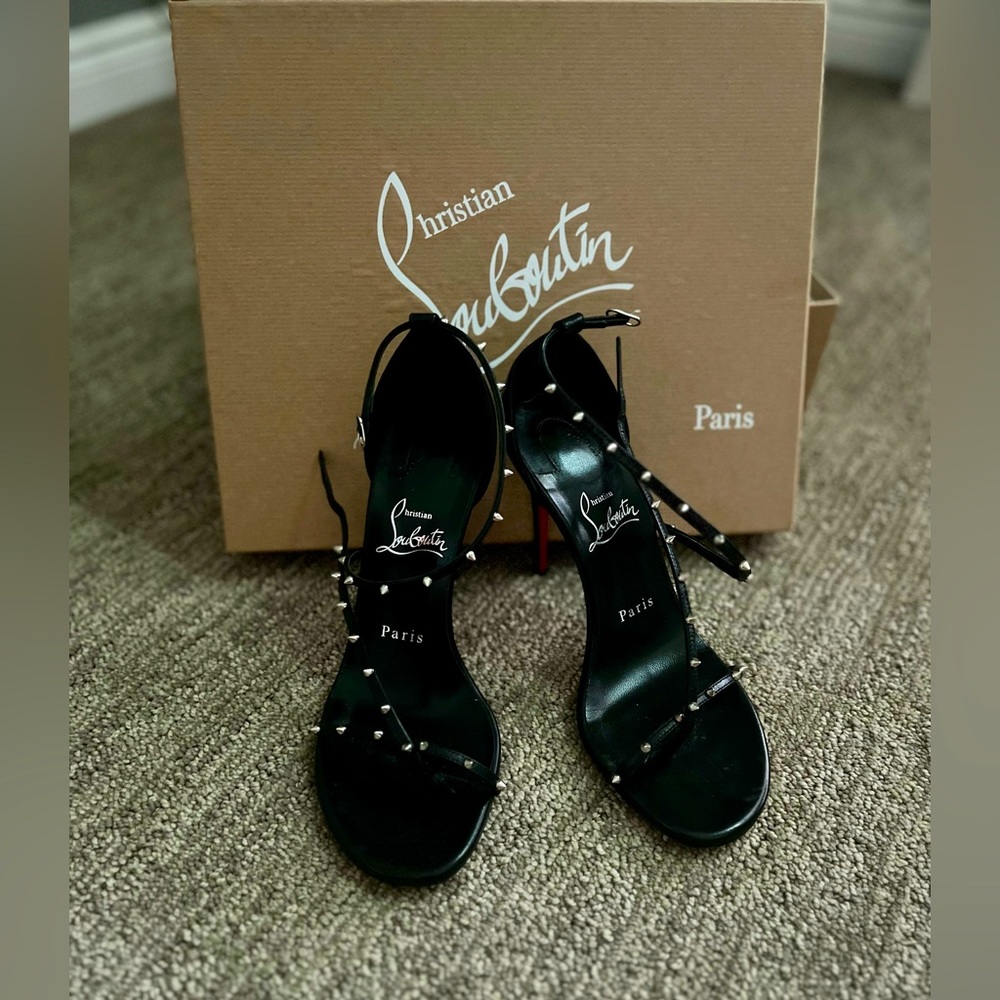 Sold out online Christian Louboutins with spikes! Size 36.5. Like new!